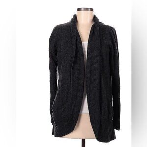 Barefoot dreams shawl collar cardigan sz medium. Charcoal gray